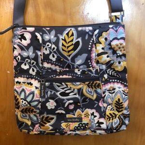 Vera Bradley Lighten Up Crossbody Charmont Meadow